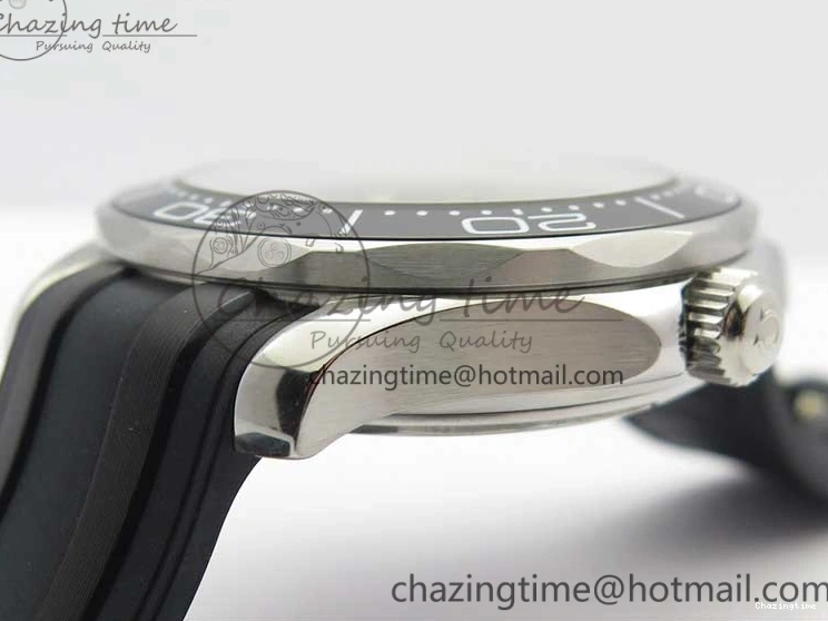 0410 2019 Seamaster Diver 300M OMF Best Edition Black Ceramic White Dial on Black Rubber Strap A WaterResistant 7938